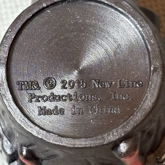 A Nightmare on Elm Street Movie Freddy Krueger Set of 2 Shot Glasses 3D-Horror - Picture 7 of 9